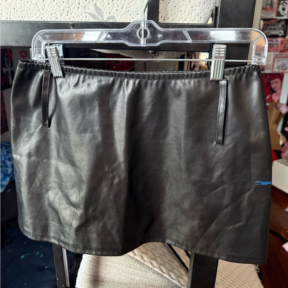 Black Faux Leather Mini Skirt w Belt Loops